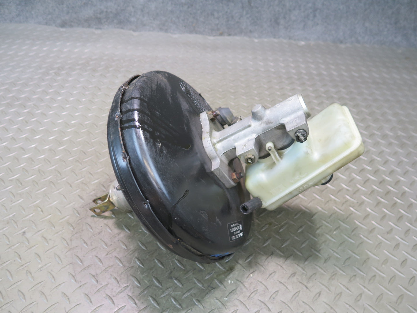 96-02 BMW E36/7 Z3 Brake Master Cylinder Booster Fluid Reservoir OEM