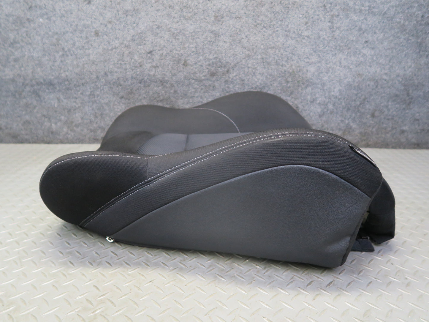 11-20 Nissan Z34 370Z Coupe Front Right Seat Upper Cloth Cushion Black 31K OEM