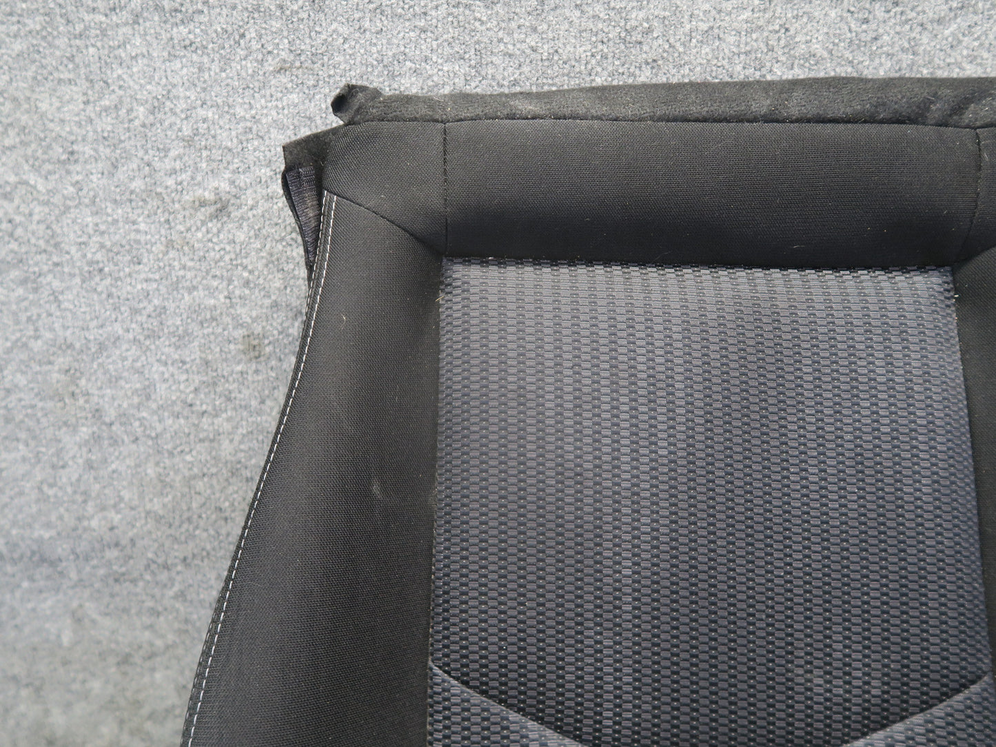 11-20 Nissan Z34 370Z Coupe Front Right Seat Lower Cloth Cushion Black 31K OEM
