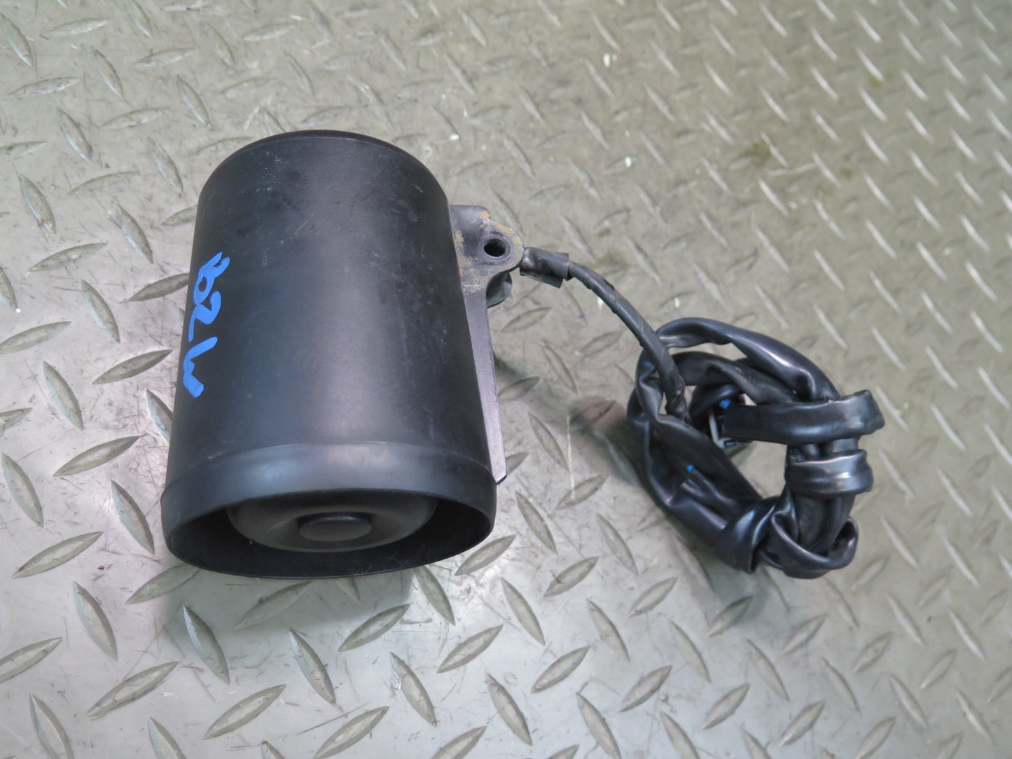 96-02 BMW E36/7 Z3 Security Anti Theft Alarm Horn Siren 1469926 OEM