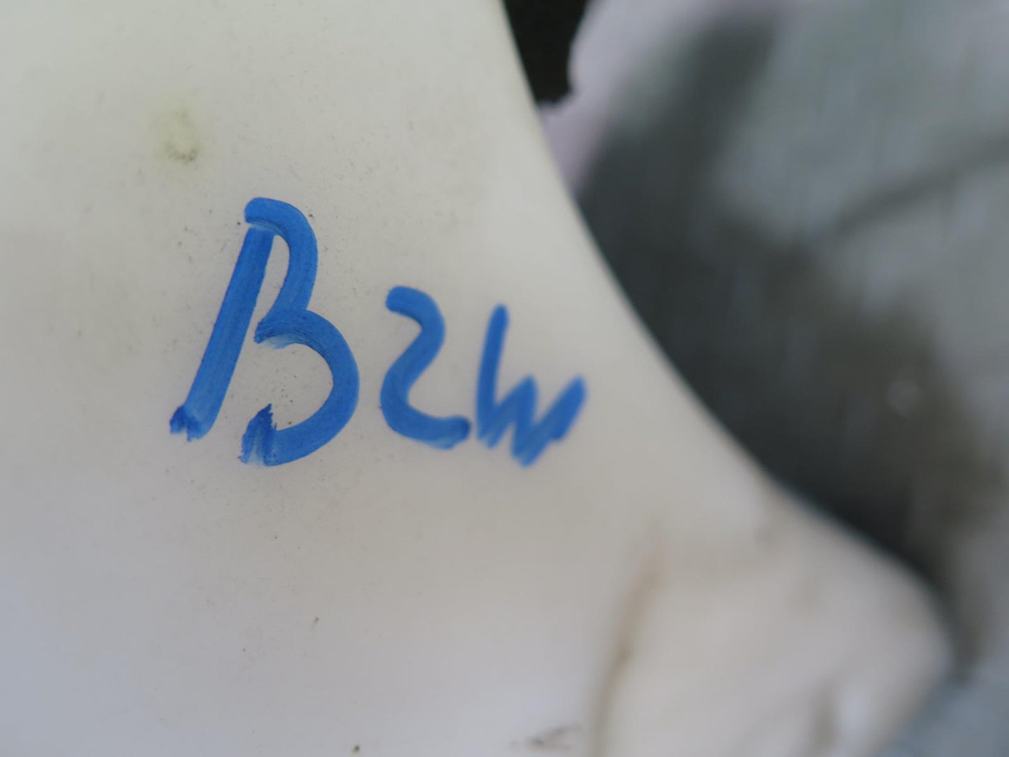 96-98 BMW E36/7 Z3 Windshied Washer Fluid Reservoir Tank w Pump OEM