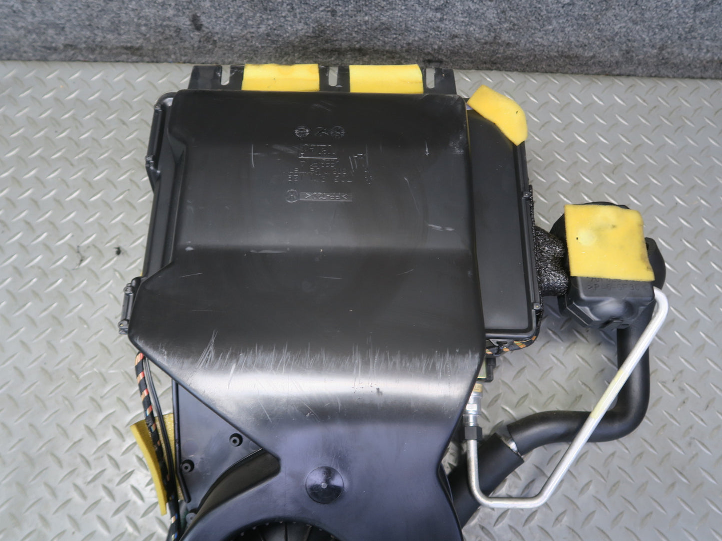 99-03 VW Eurovan T4 Rear Hvac A/C Evaporator Blower Motor Climate Box OEM