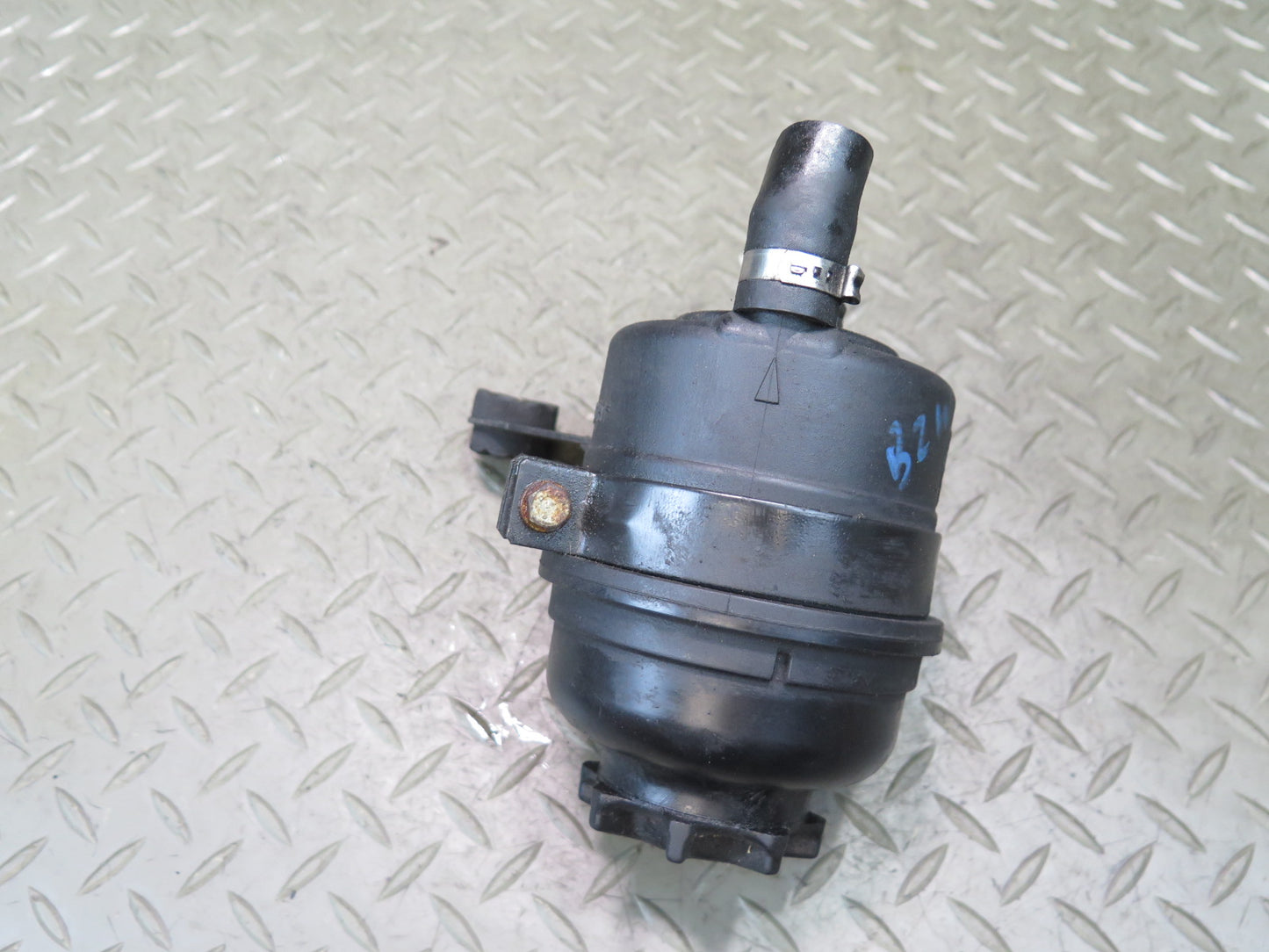 96-02 BMW E36/7 Z3 Power Steering Fluid Reservoir Bottle Tank OEM