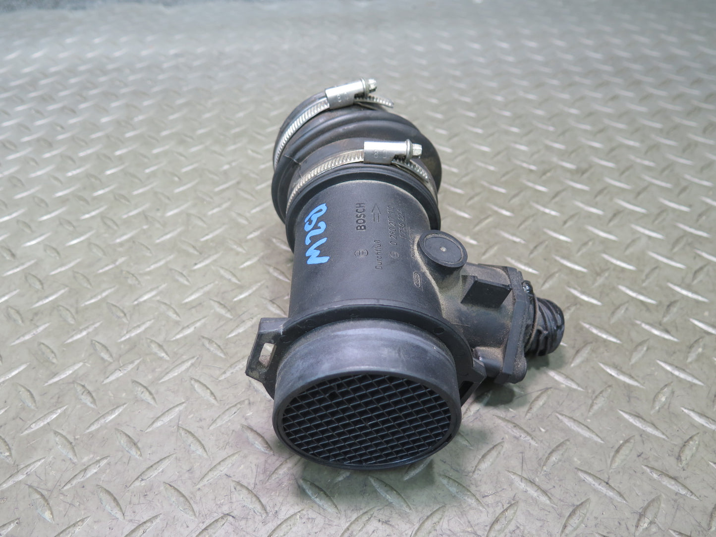 96-98 BMW E36/7 Z3 1.9L M44 Mass Air Flow Meter MAF Sensor w Hose 1736224 OEM