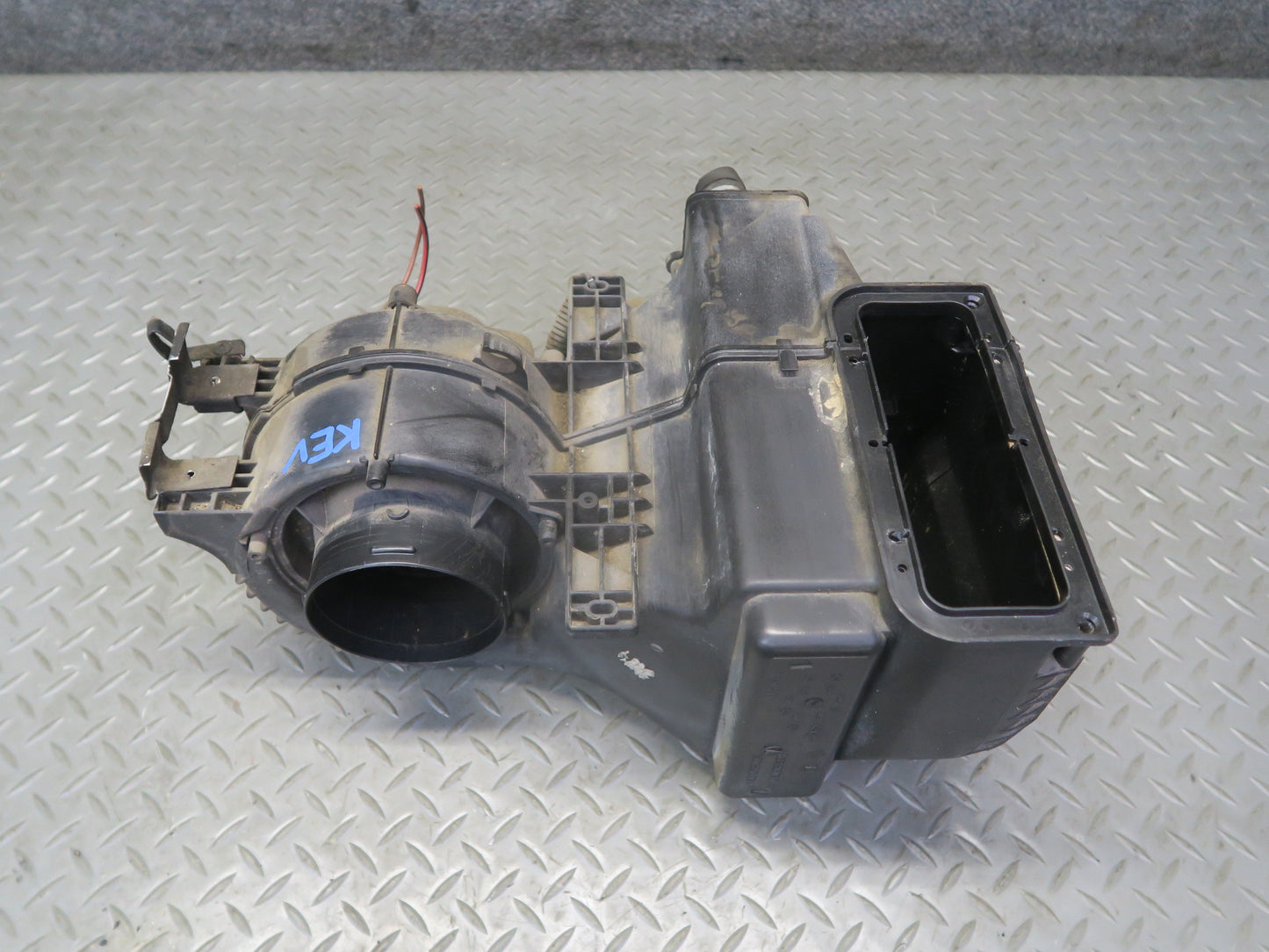 99-03 VW Eurovan T4 Front Hvac Blower Motor Climate Box 701820024B OEM