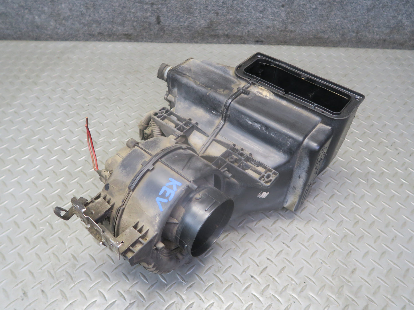 99-03 VW Eurovan T4 Front Hvac Blower Motor Climate Box 701820024B OEM