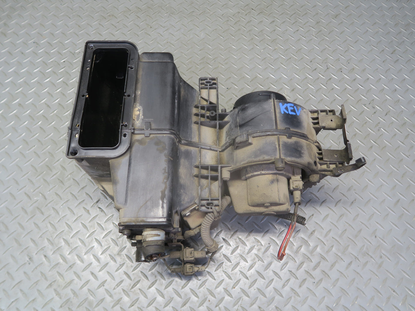 99-03 VW Eurovan T4 Front Hvac Blower Motor Climate Box 701820024B OEM
