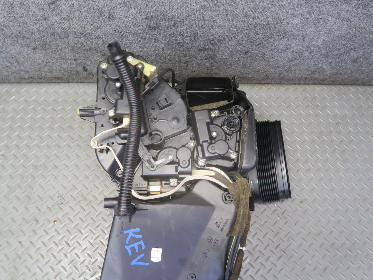 99-03 VW Eurovan T4 Front Hvac A/C Heater Core Blower Motor Climate Box OEM