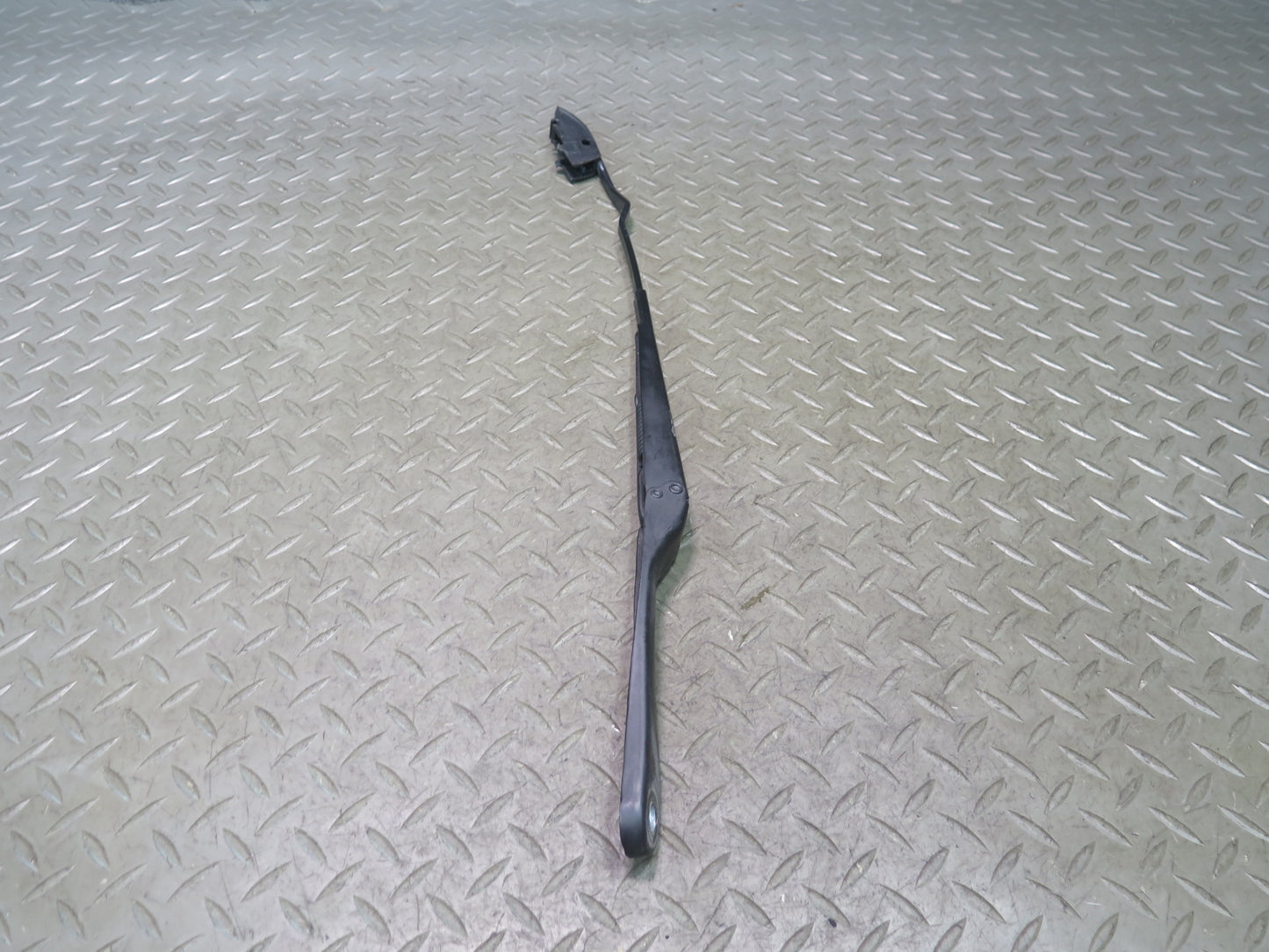 96-02 BMW E36/7 Z3 Set of 2 Front Left & Right Windshield Wiper Arm OEM