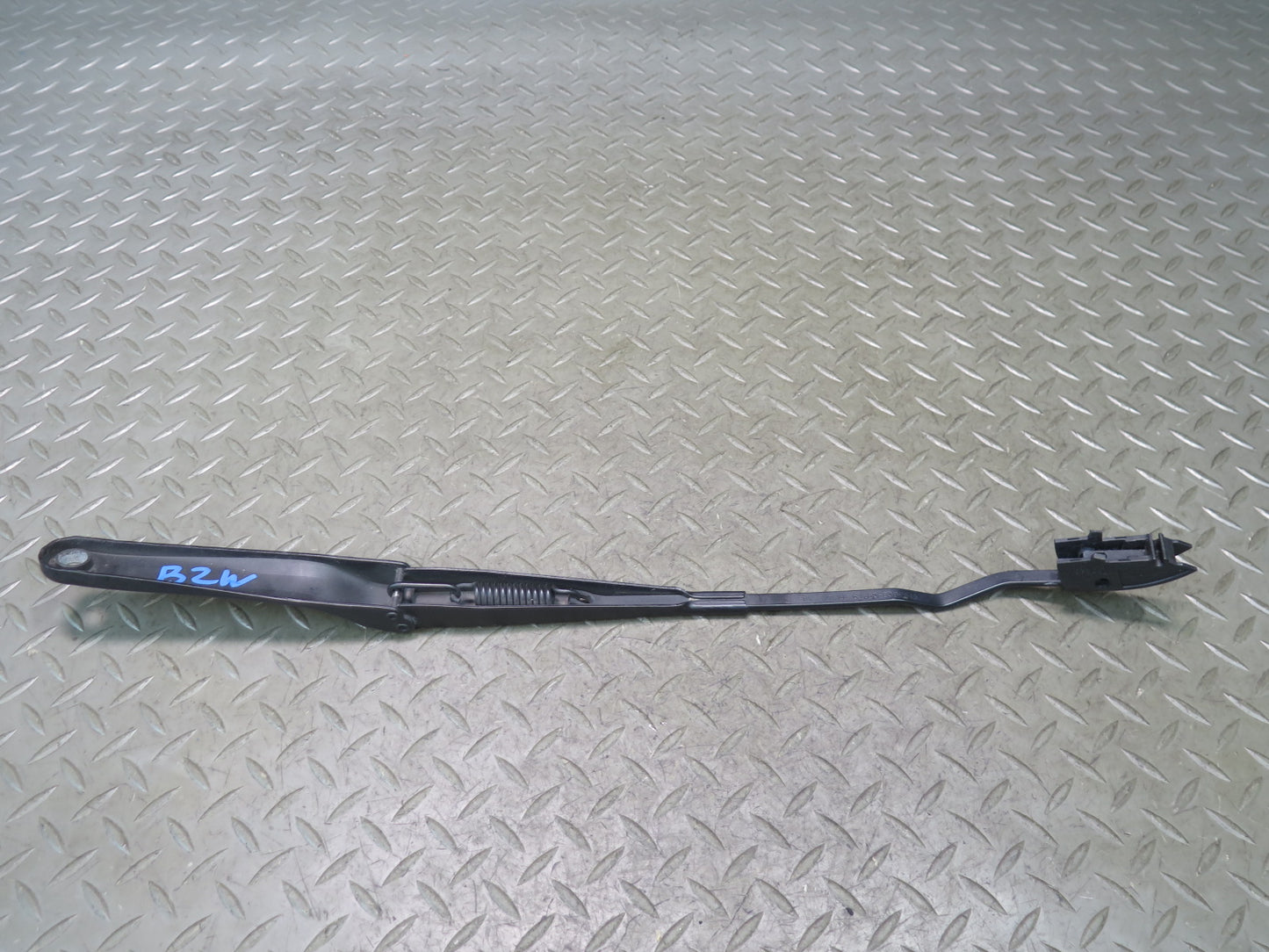 96-02 BMW E36/7 Z3 Set of 2 Front Left & Right Windshield Wiper Arm OEM