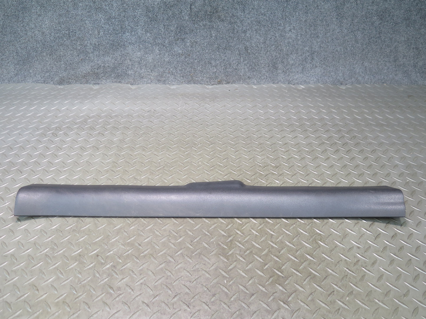 09-20 Nissan Z34 370Z Set of 2 Left & Right Door Sill Scuff Plate Trim Cover OEM