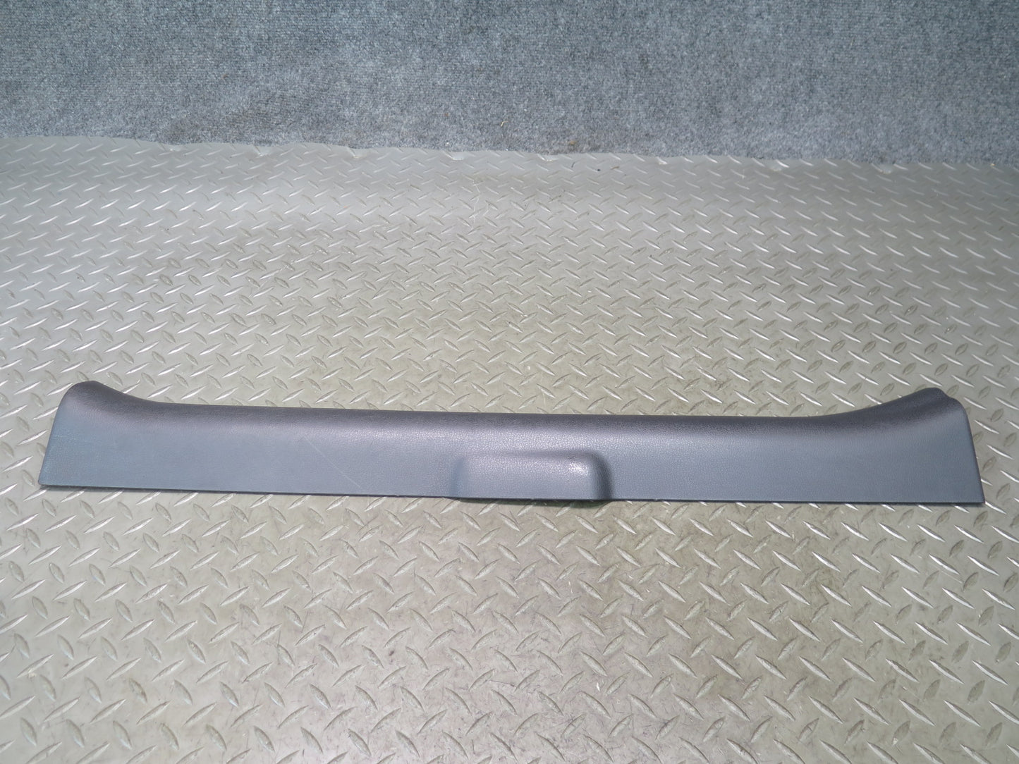 09-20 Nissan Z34 370Z Set of 2 Left & Right Door Sill Scuff Plate Trim Cover OEM