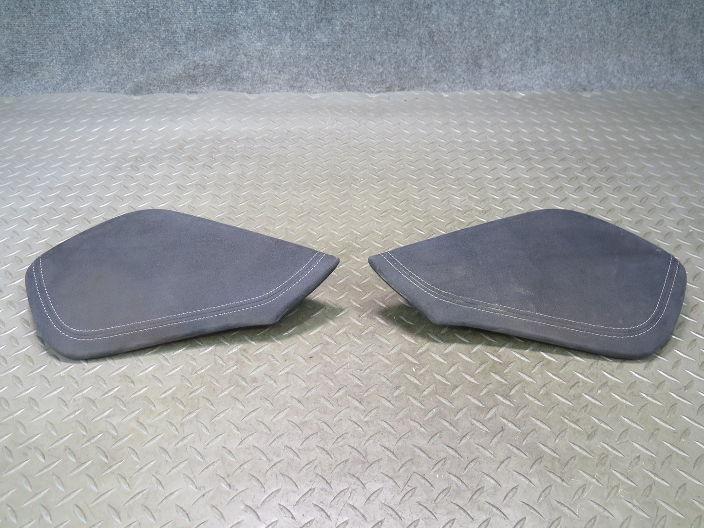 09-20 Nissan Z34 370Z Center Console Left & Right Trim Cover Panel Set Black OEM