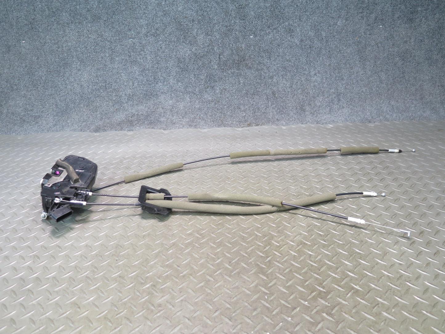 09-20 Nissan 370Z Z34 Front Left Driver Door Lock Latch Actuator OEM