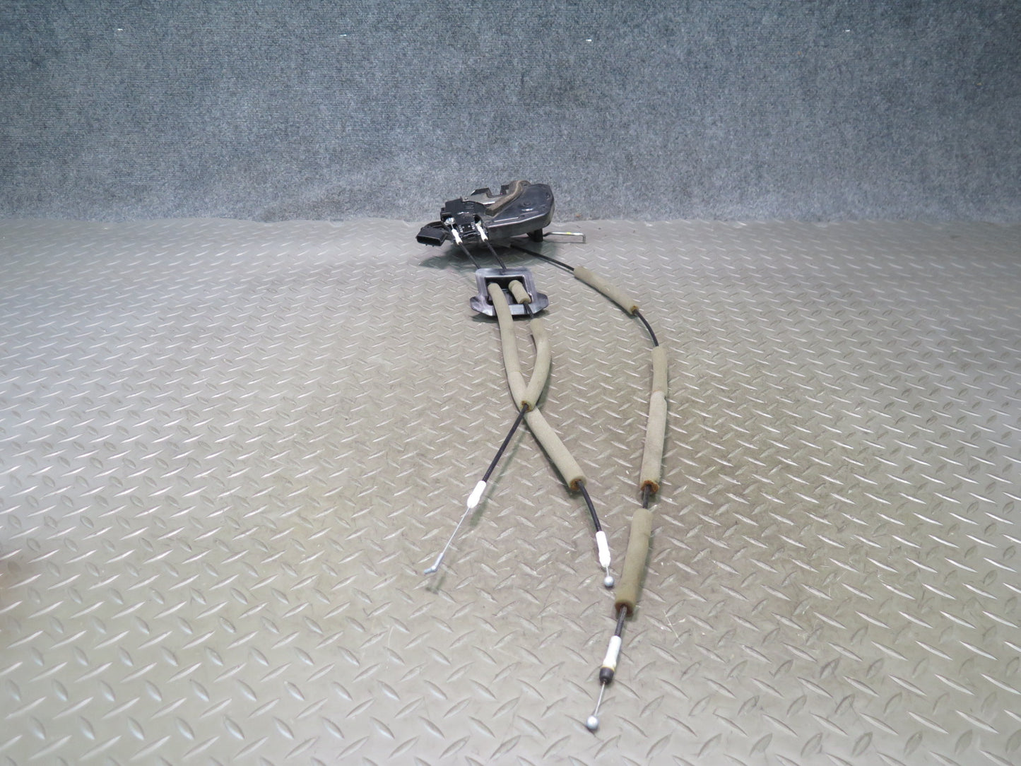 09-20 Nissan 370Z Z34 Front Left Driver Door Lock Latch Actuator OEM