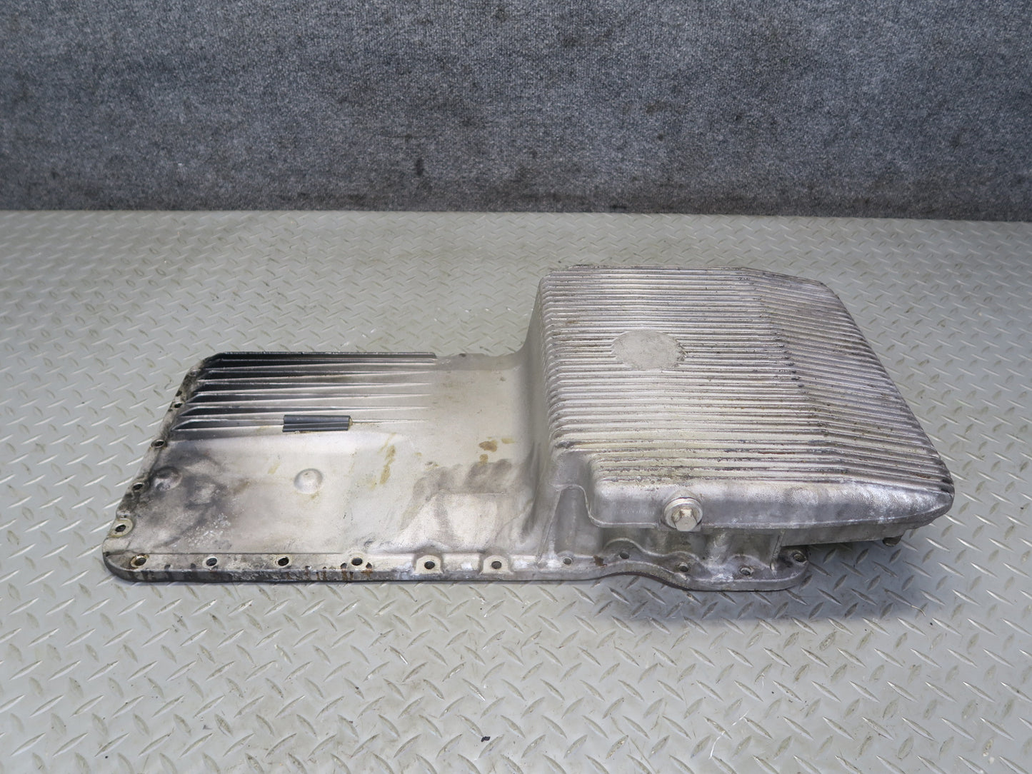 1987-1991 Porsche 928 S4 5.0L V8 Engine Motor Lower Oil Pan 9281012019R
