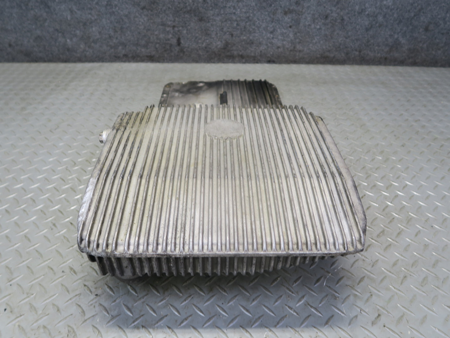 1987-1991 Porsche 928 S4 5.0L V8 Engine Motor Lower Oil Pan 9281012019R