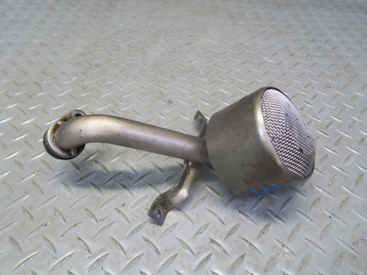 1987-1991 Porsche 928 S4 5.0L V8 Engine Motor Oil Pick UP Tube