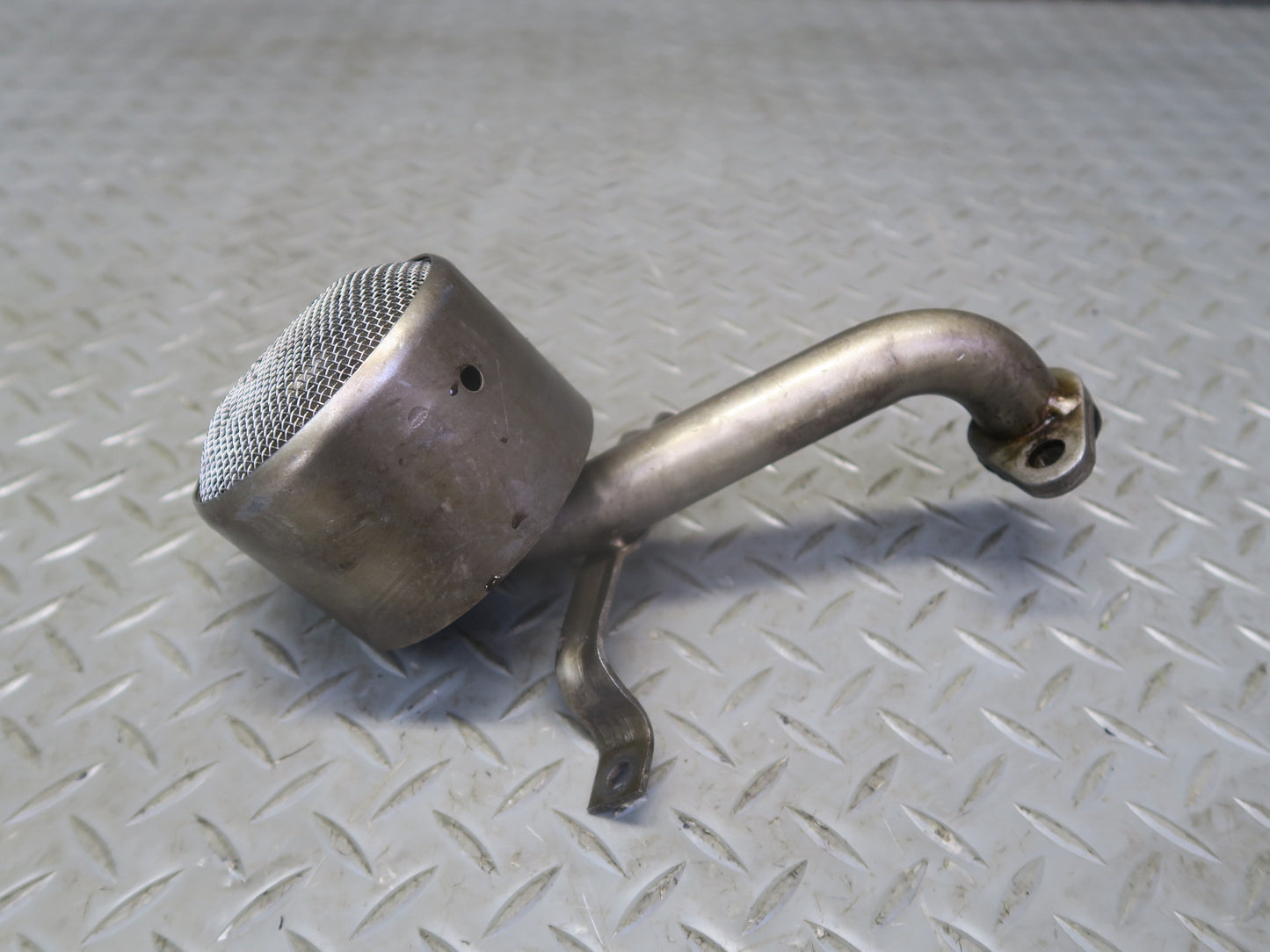 1987-1991 Porsche 928 S4 5.0L V8 Engine Motor Oil Pick UP Tube