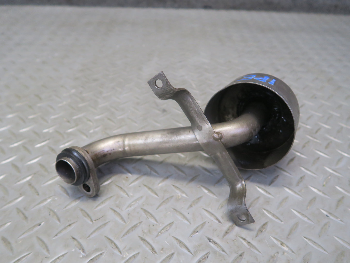 1987-1991 Porsche 928 S4 5.0L V8 Engine Motor Oil Pick UP Tube