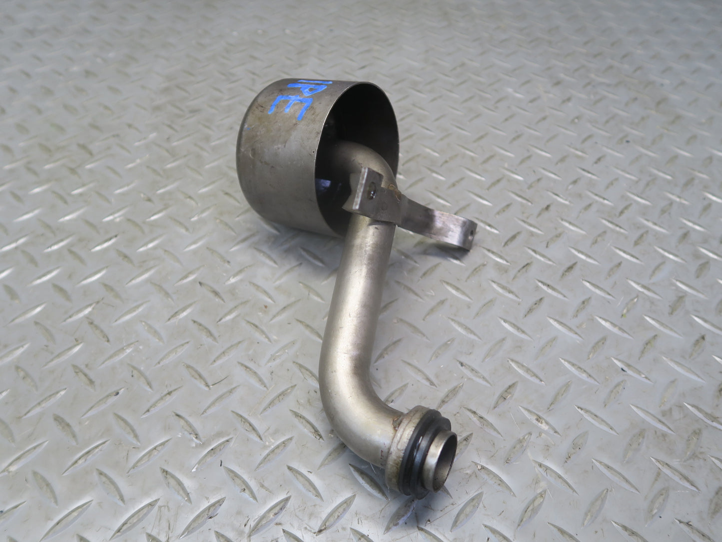 1987-1991 Porsche 928 S4 5.0L V8 Engine Motor Oil Pick UP Tube