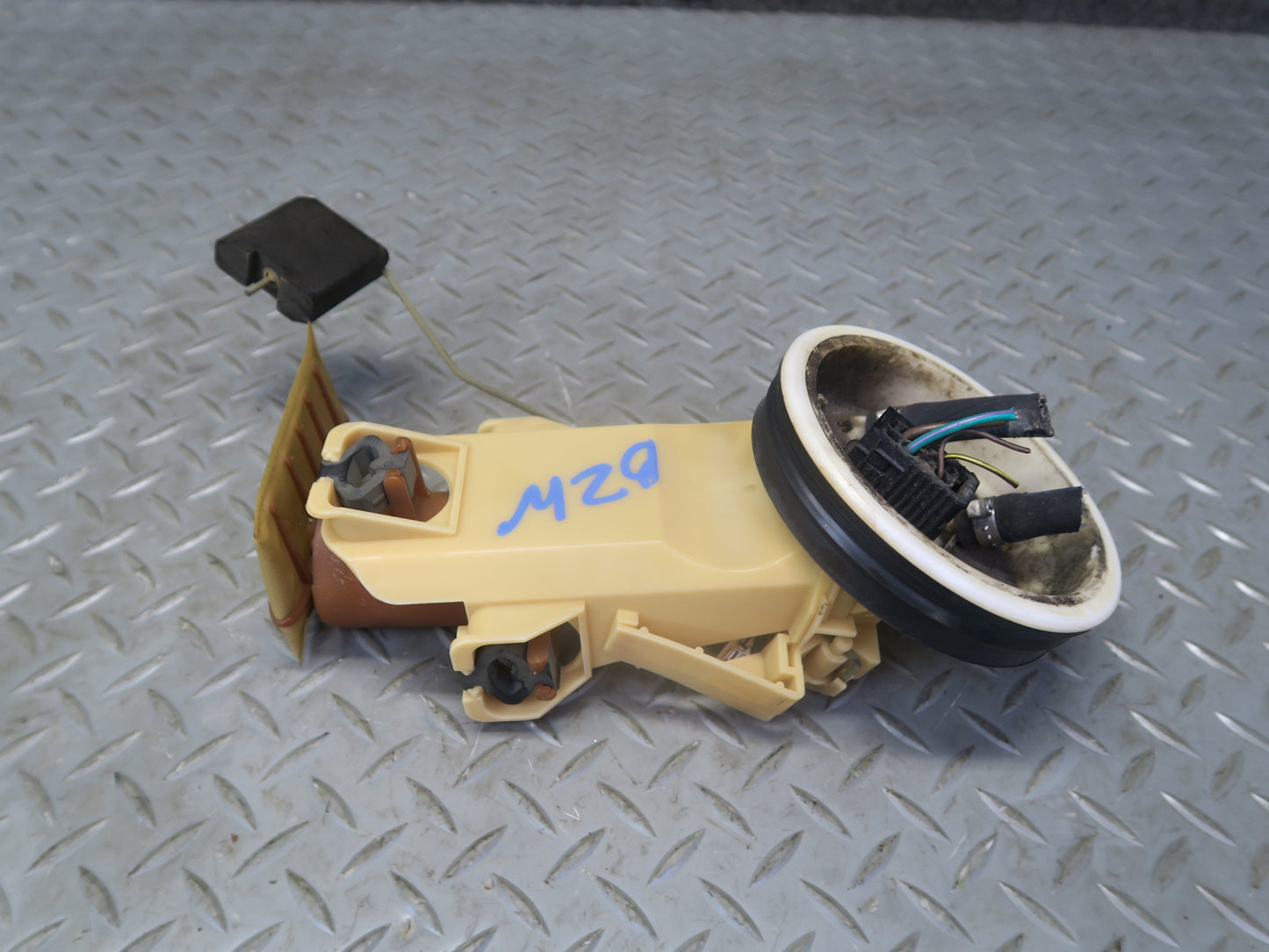 96-02 BMW E36/7 Z3 Fuel Pump Level Sensor Sending Unit OEM