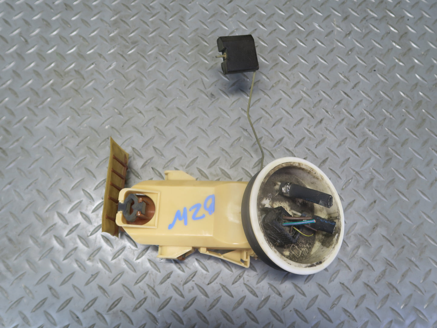 96-02 BMW E36/7 Z3 Fuel Pump Level Sensor Sending Unit OEM