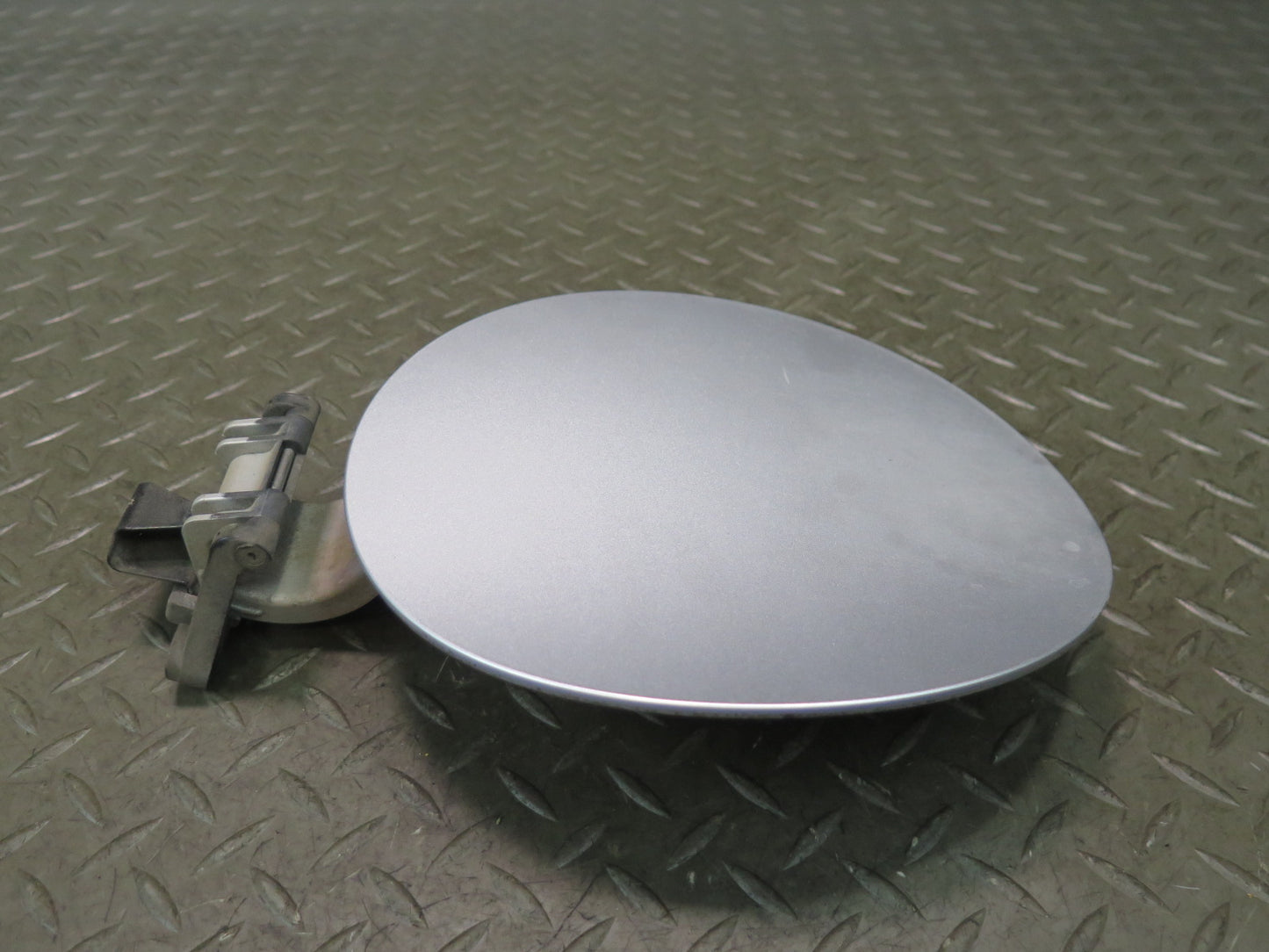 09-20 Nissan Z34 370Z Gas Fuel Door Lid Cover Silver 78830-1EA0A OEM