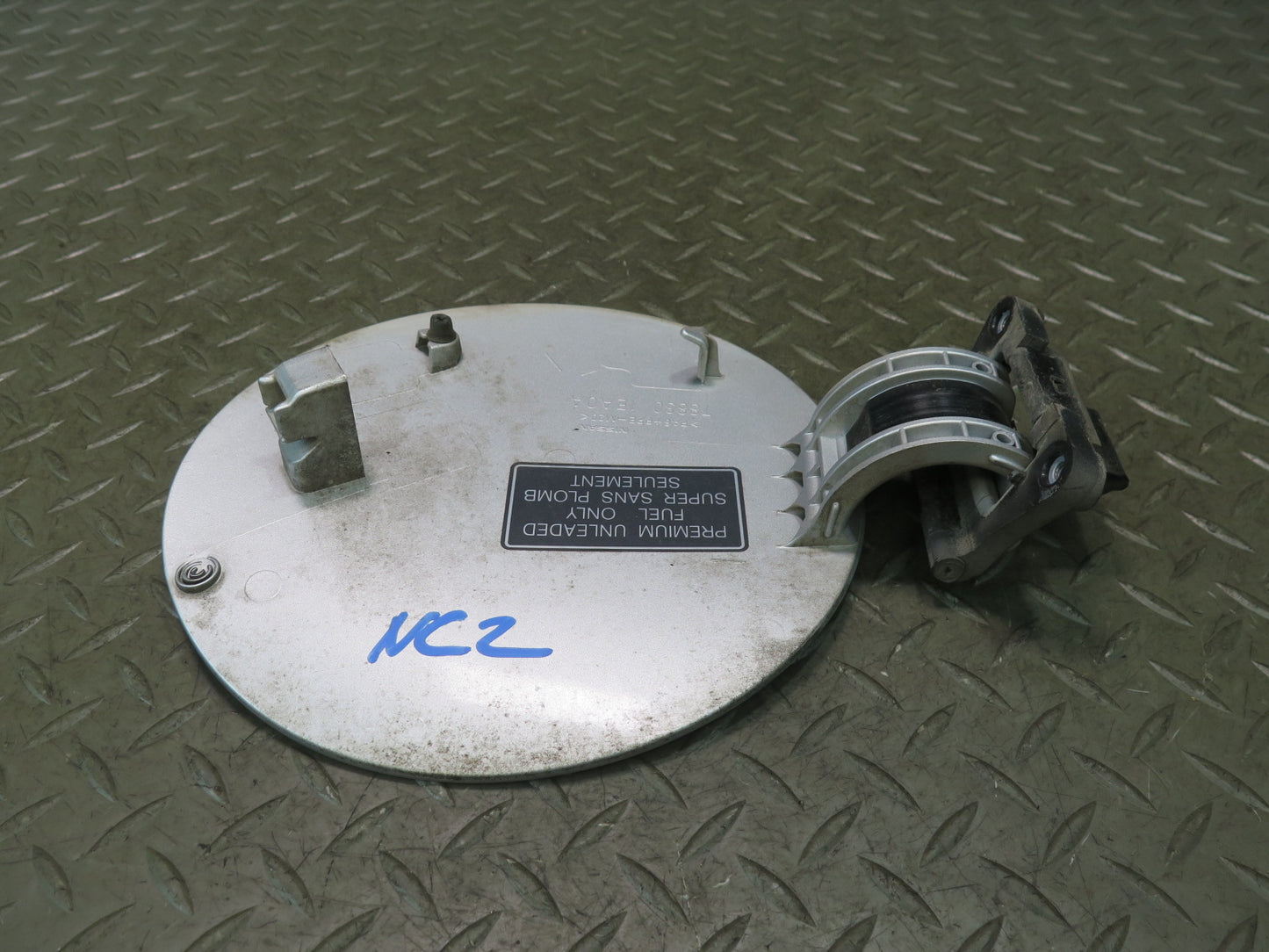 09-20 Nissan Z34 370Z Gas Fuel Door Lid Cover Silver 78830-1EA0A OEM