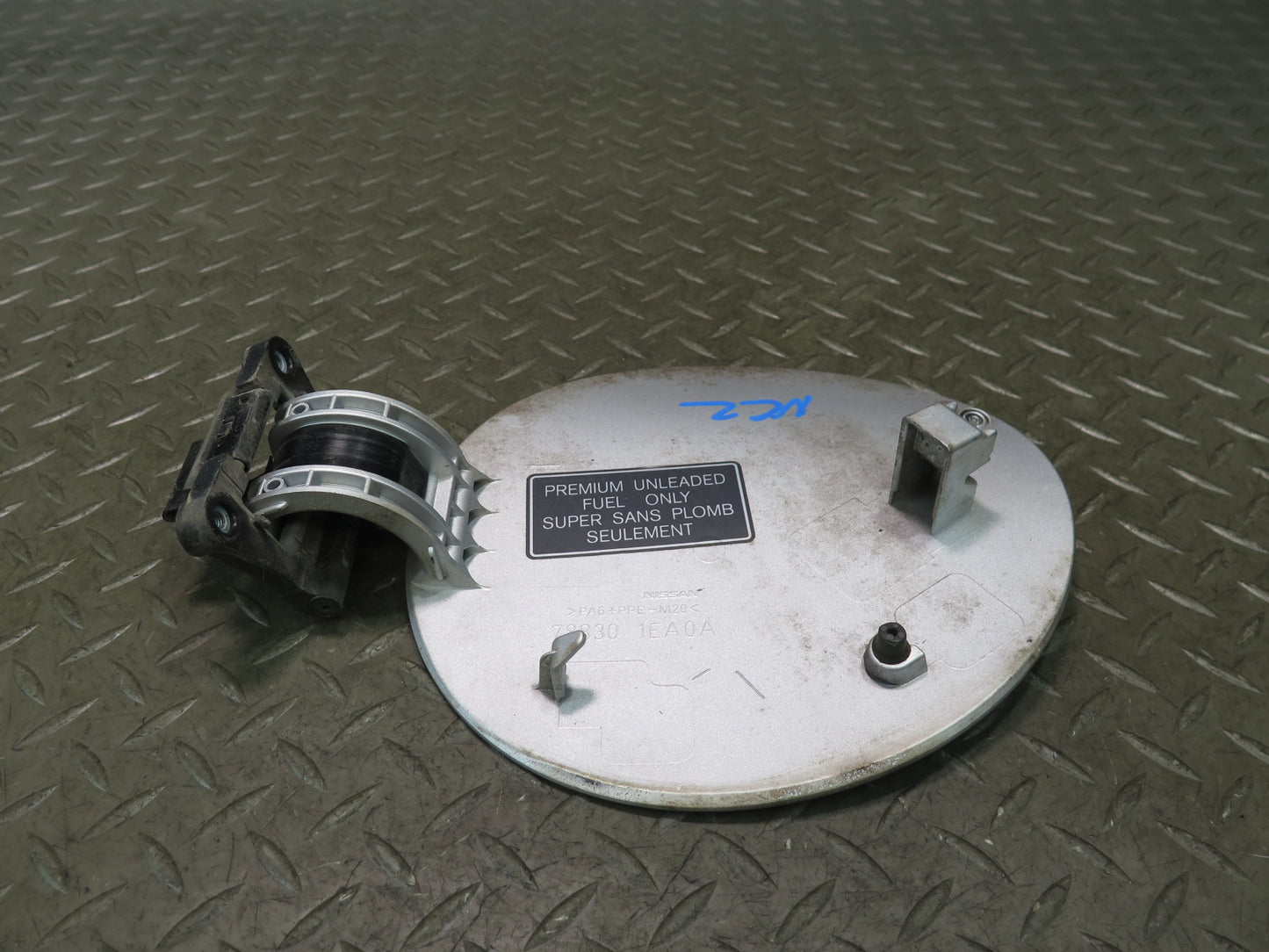 09-20 Nissan Z34 370Z Gas Fuel Door Lid Cover Silver 78830-1EA0A OEM