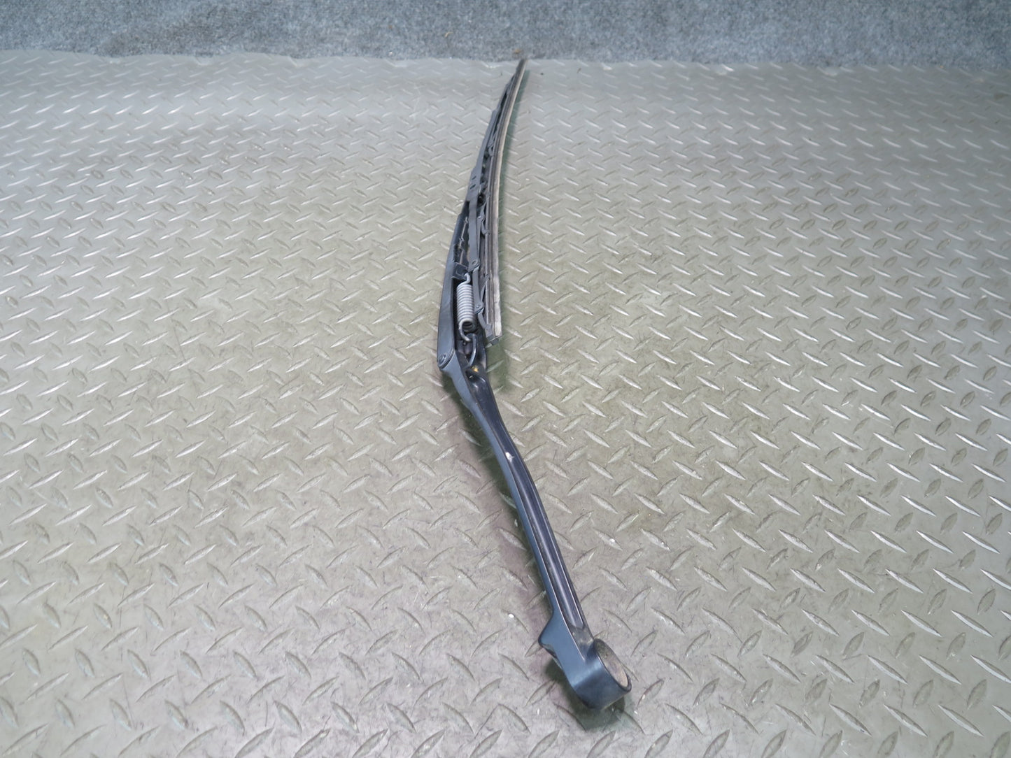 09-10 Nissan Z34 370Z Set of 2 Front Left & Right Windshield Wiper Arm OEM