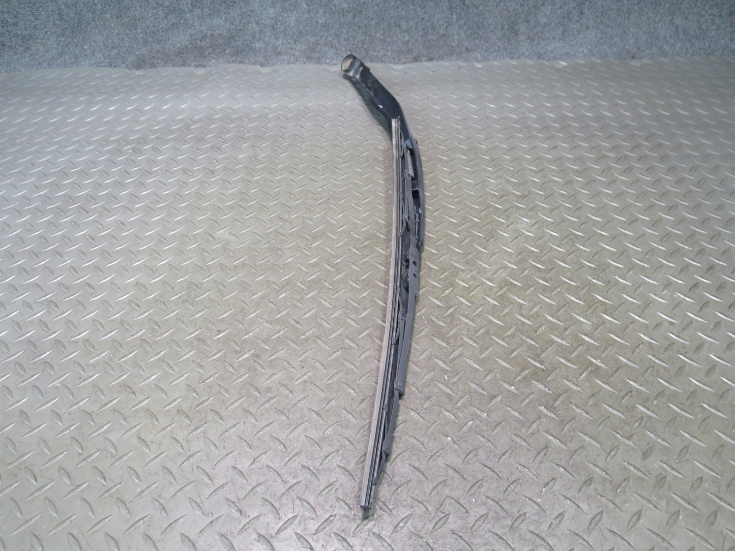 09-10 Nissan Z34 370Z Set of 2 Front Left & Right Windshield Wiper Arm OEM
