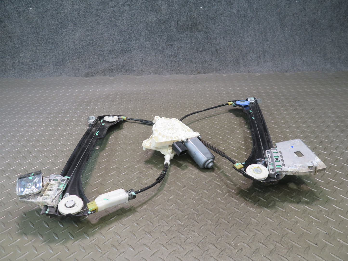 09-20 Nissan 370Z Z34 Left Driver Door Window Regulator w Motor Assembly OEM