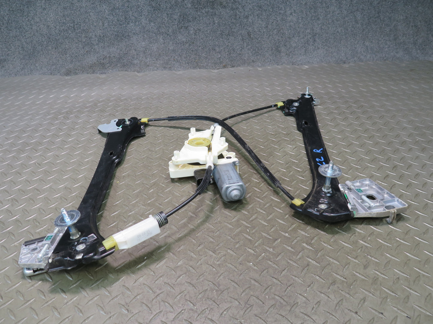 09-20 Nissan 370Z Z34 Front Right Passenger Door Window Regulator w Motor OEM