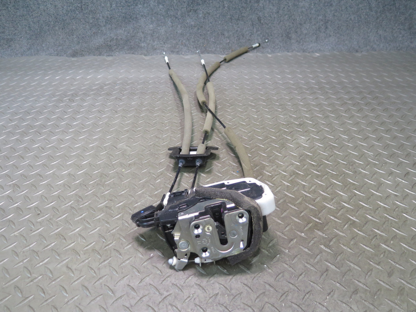 09-20 Nissan 370Z Z34 Front Right Passenger Door Lock Latch Actuator OEM