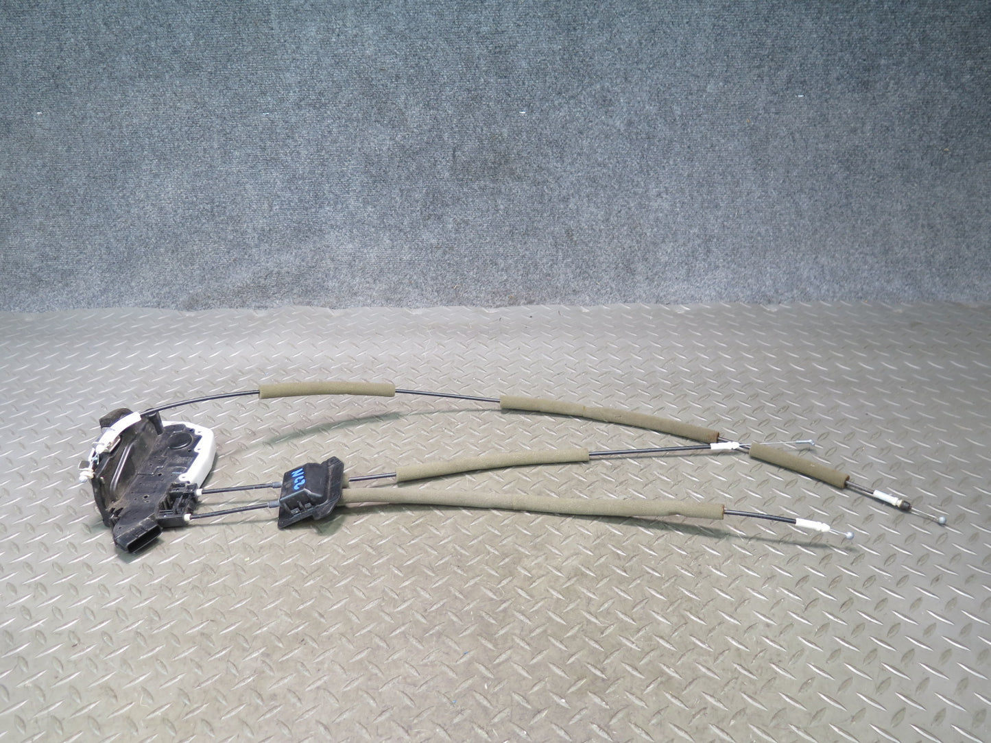 09-20 Nissan 370Z Z34 Front Right Passenger Door Lock Latch Actuator OEM