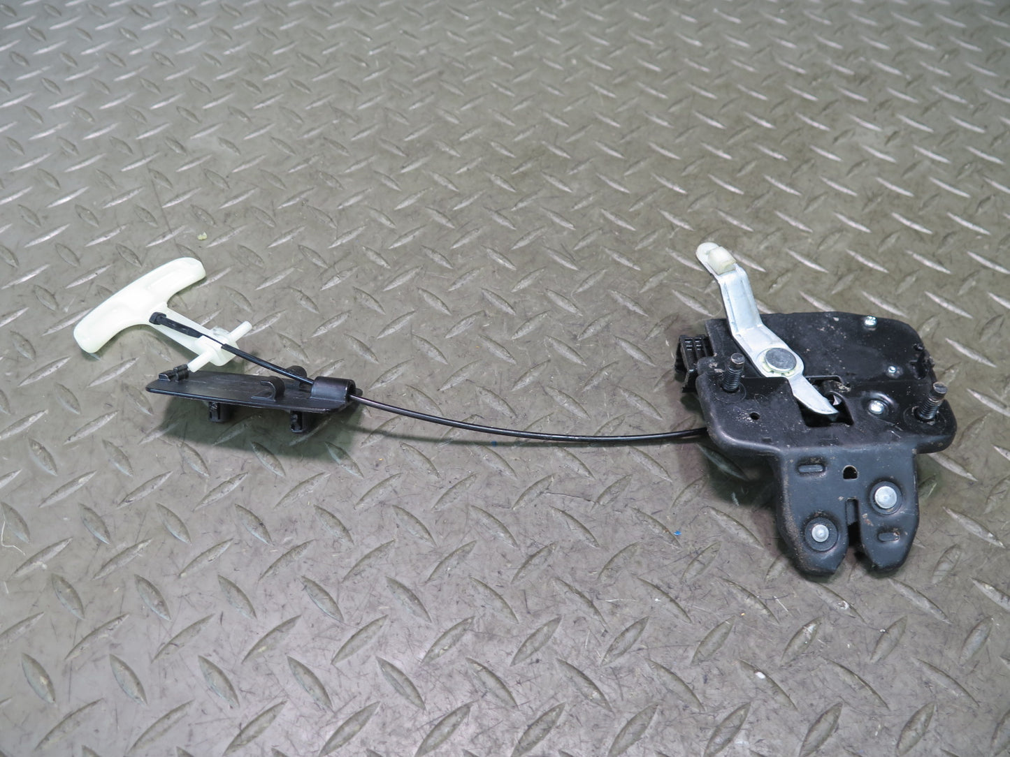 10-20 Nissan 370Z Z34 Rear Trunk Lid Lock Latch Actuator w Pull Handle OEM