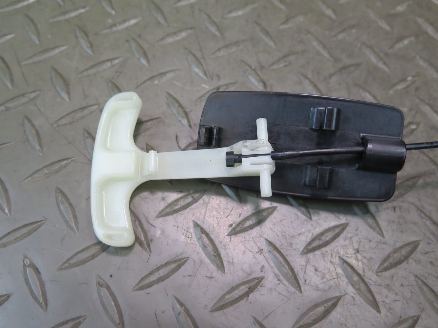 10-20 Nissan 370Z Z34 Rear Trunk Lid Lock Latch Actuator w Pull Handle OEM