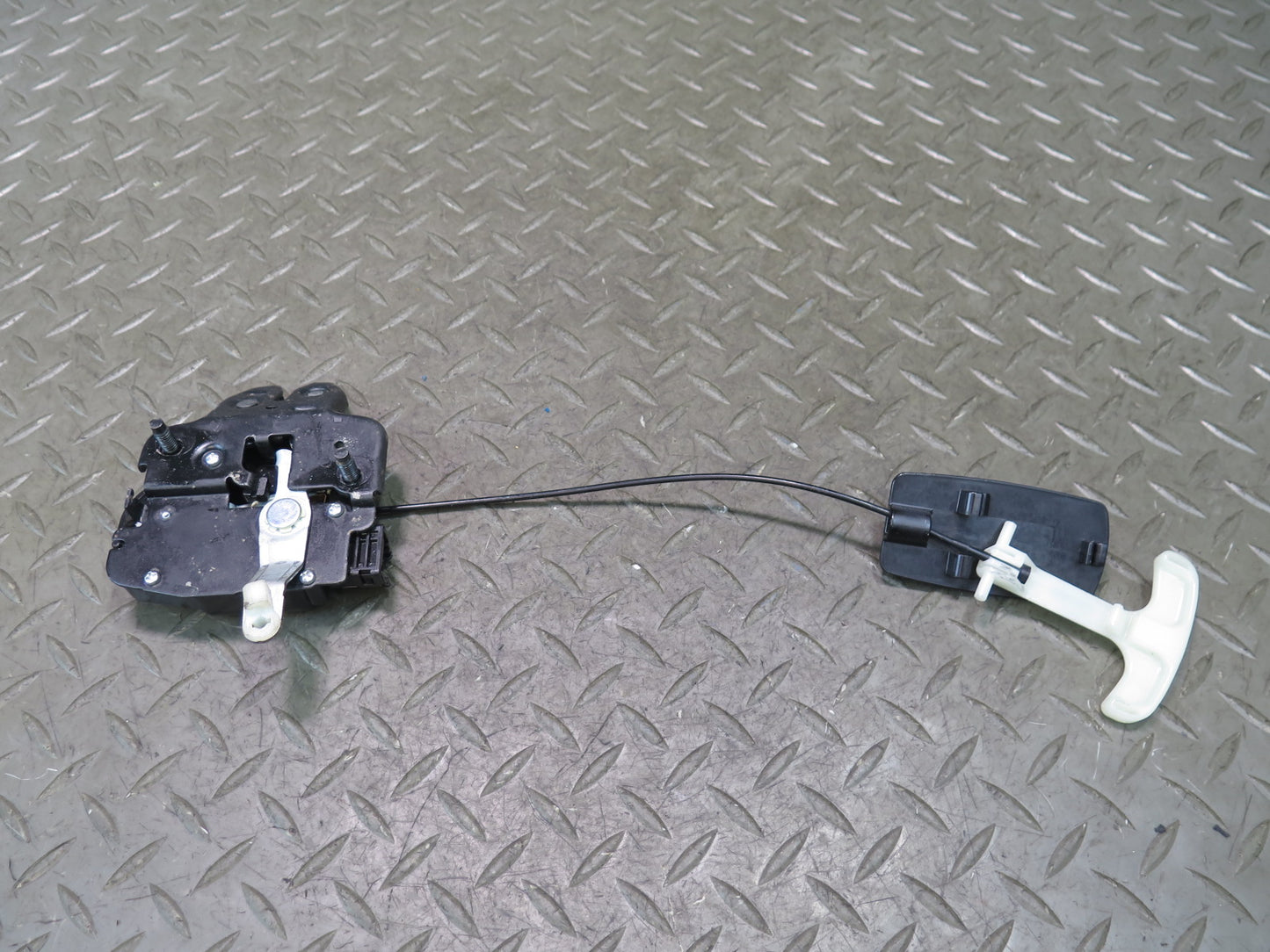 10-20 Nissan 370Z Z34 Rear Trunk Lid Lock Latch Actuator w Pull Handle OEM