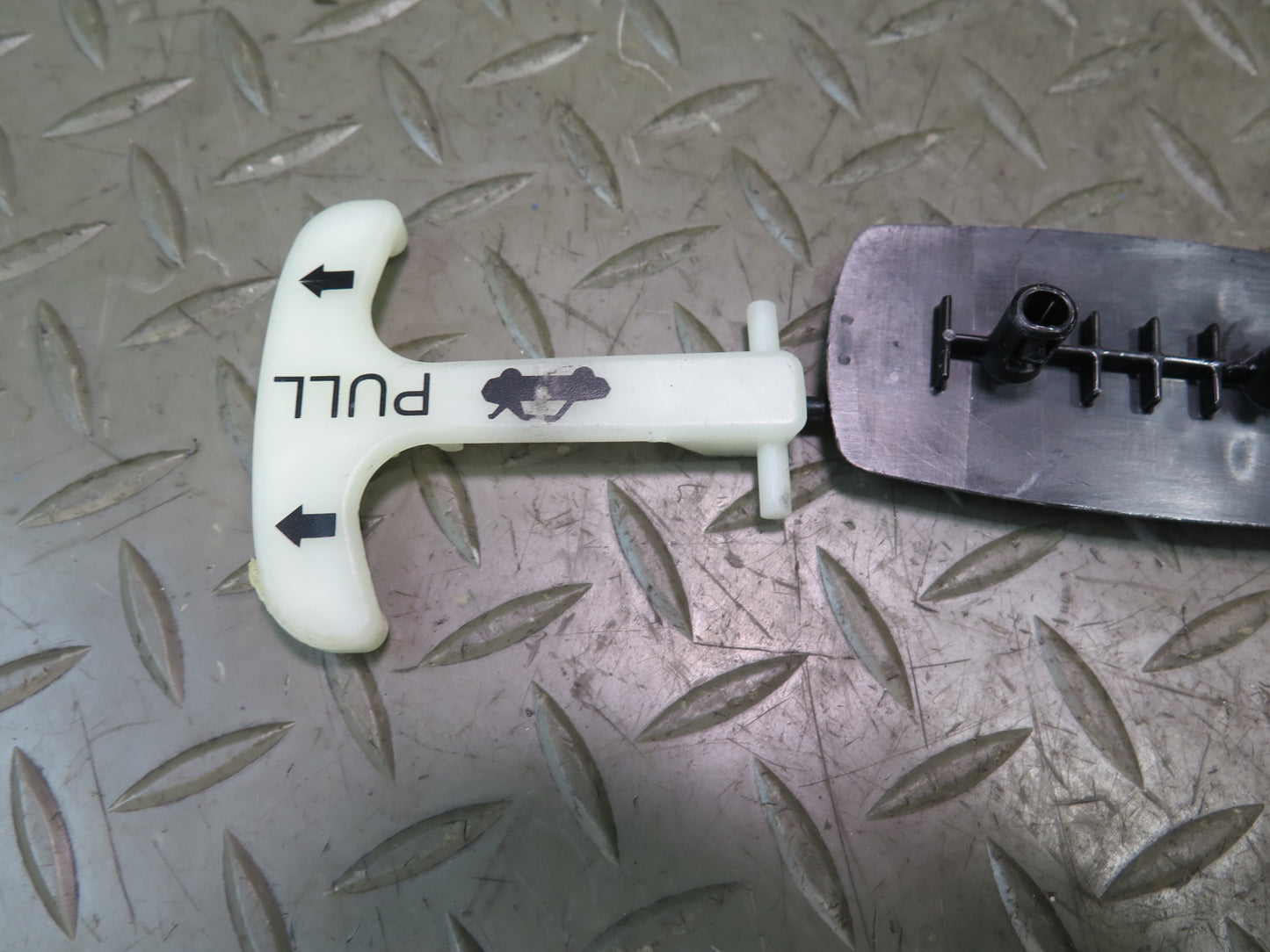 10-20 Nissan 370Z Z34 Rear Trunk Lid Lock Latch Actuator w Pull Handle OEM