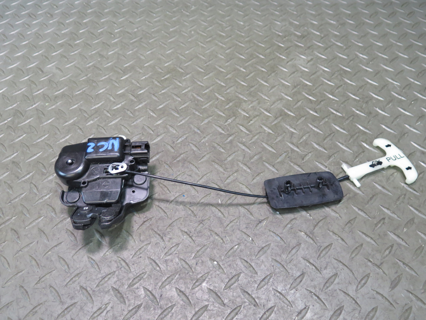 10-20 Nissan 370Z Z34 Rear Trunk Lid Lock Latch Actuator w Pull Handle OEM