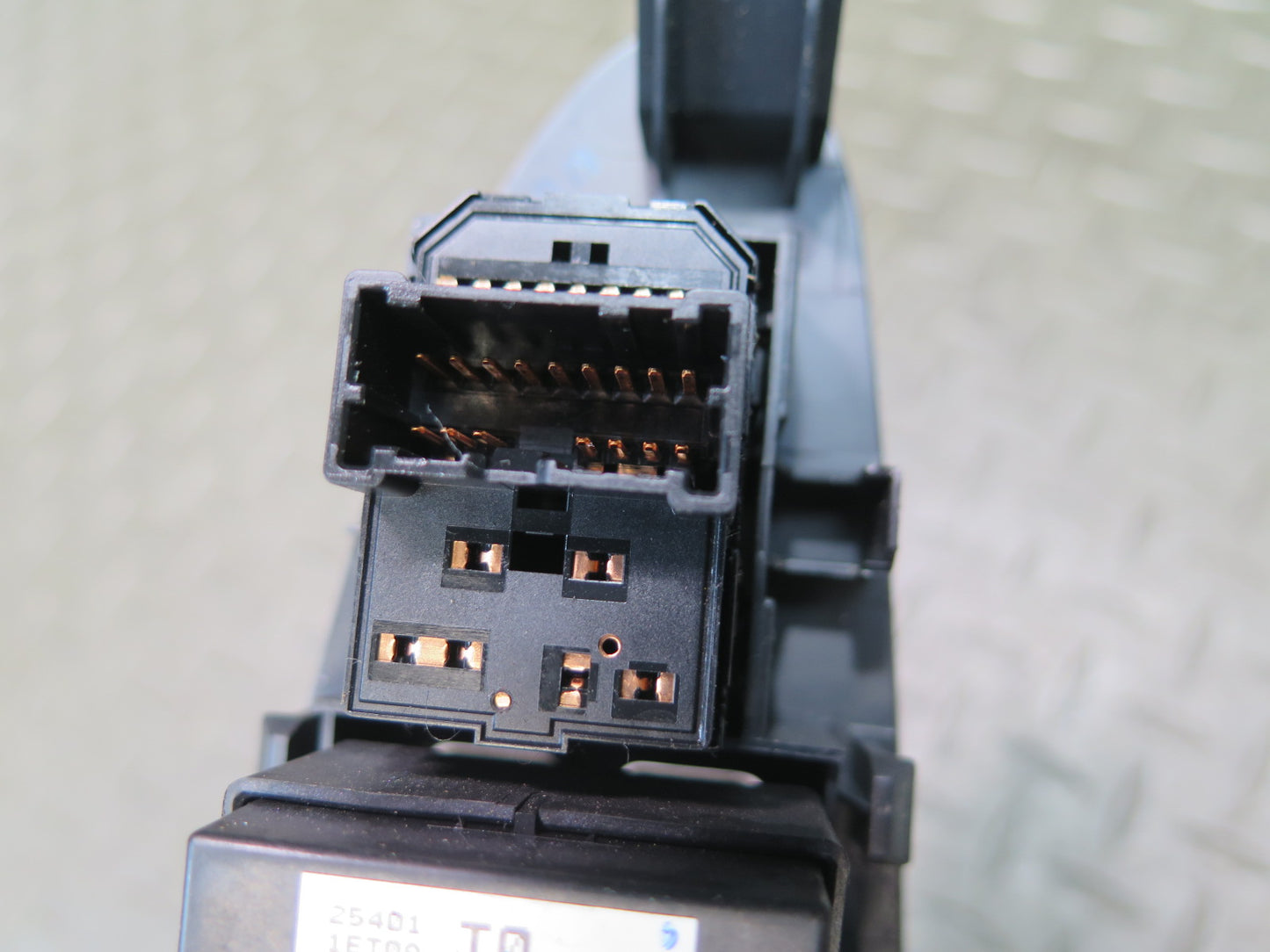 10-19 Nissan 370Z Z34 Convertible Front Left Door Master Power Window Switch OEM