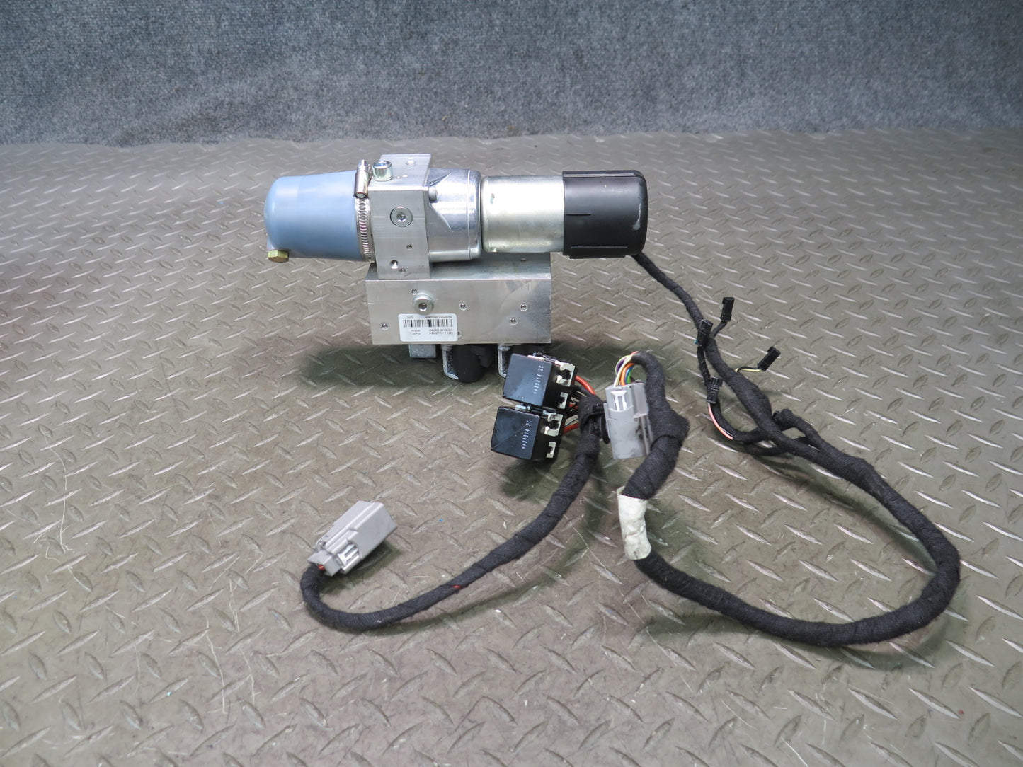 10-19 Nissan 370Z Convertible TOP Roof Hydraulic Pump w Sound Cover OEM