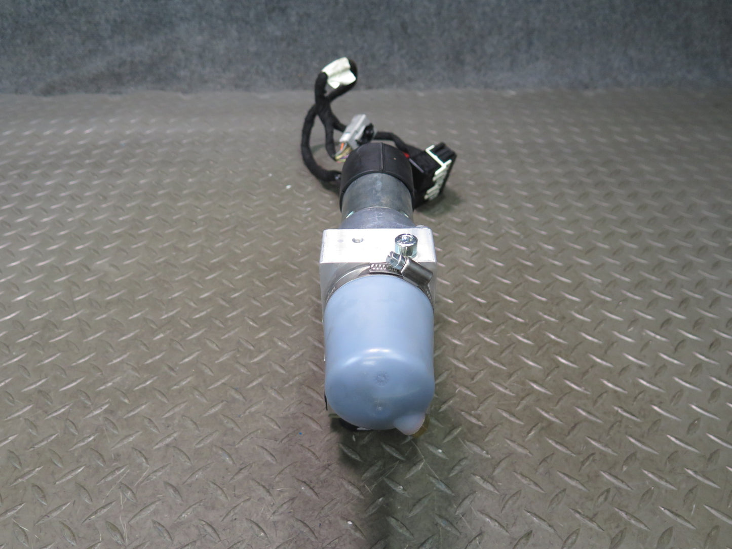 10-19 Nissan 370Z Convertible TOP Roof Hydraulic Pump w Sound Cover OEM