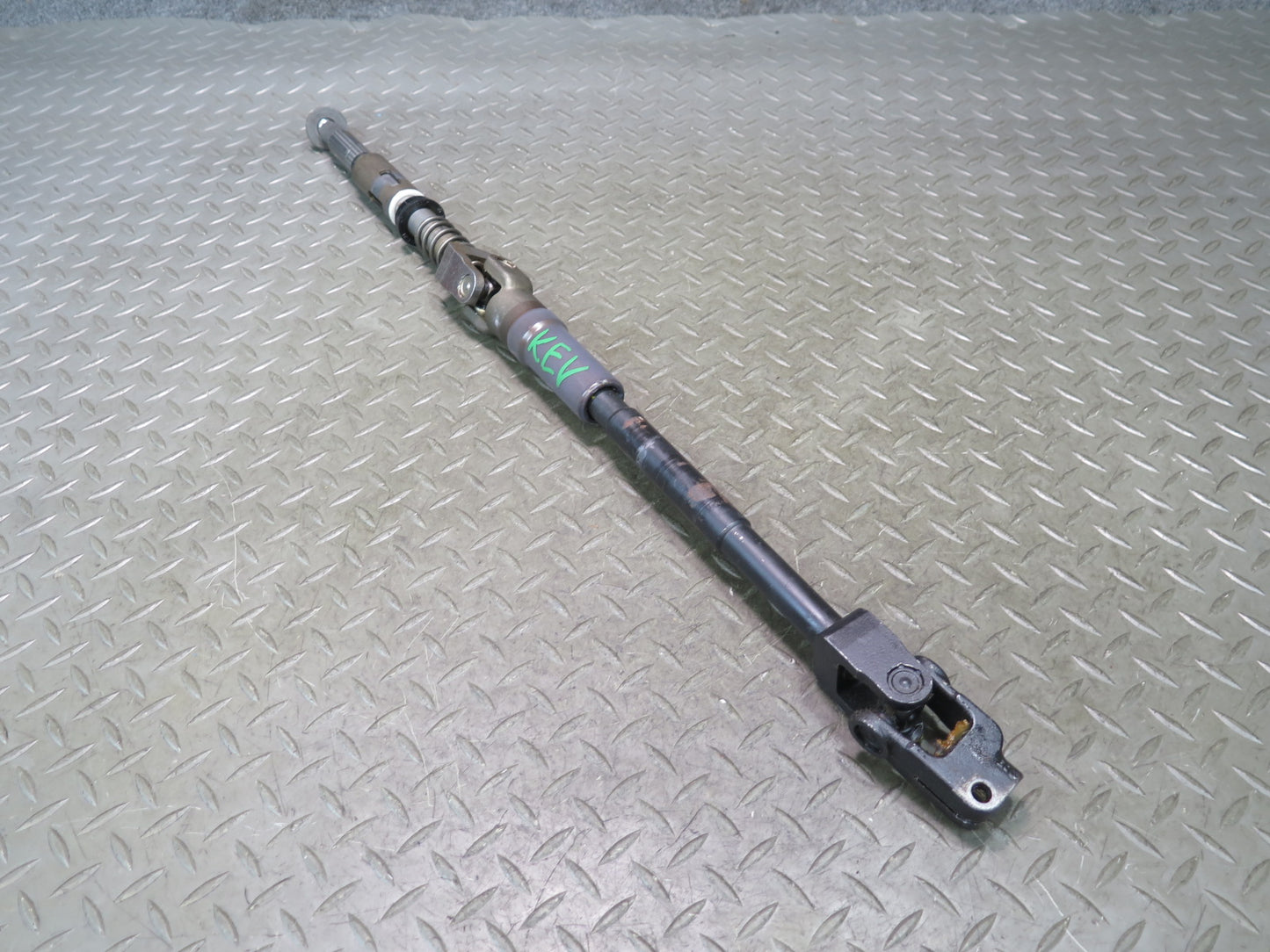99-03 VW Eurovan T4 Steering Column Upper & Lower Linkage U Joint Shaft OEM