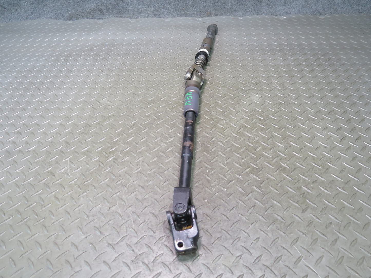 99-03 VW Eurovan T4 Steering Column Upper & Lower Linkage U Joint Shaft OEM