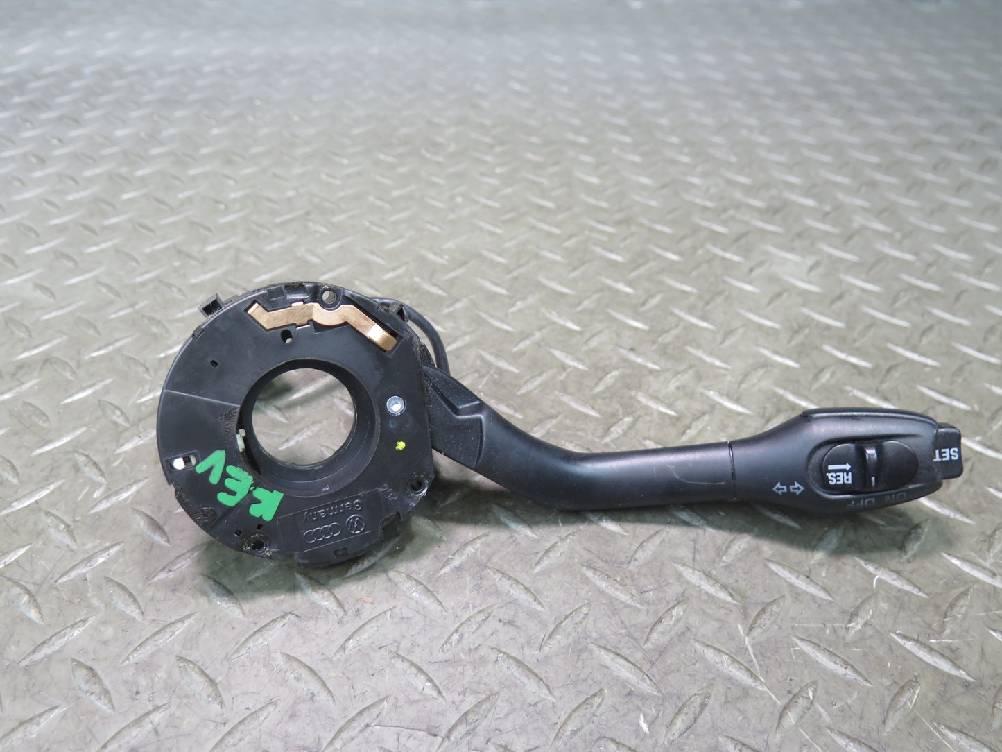 99-03 VW Eurovan T4 MV Steering Column Turn Signal Cruise Control Switch OEM