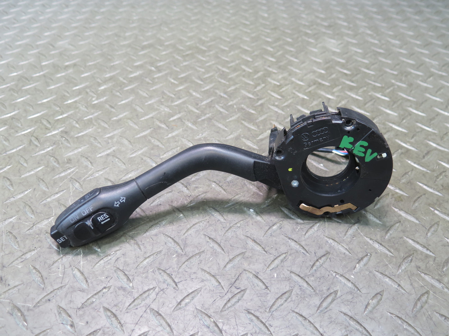 99-03 VW Eurovan T4 MV Steering Column Turn Signal Cruise Control Switch OEM
