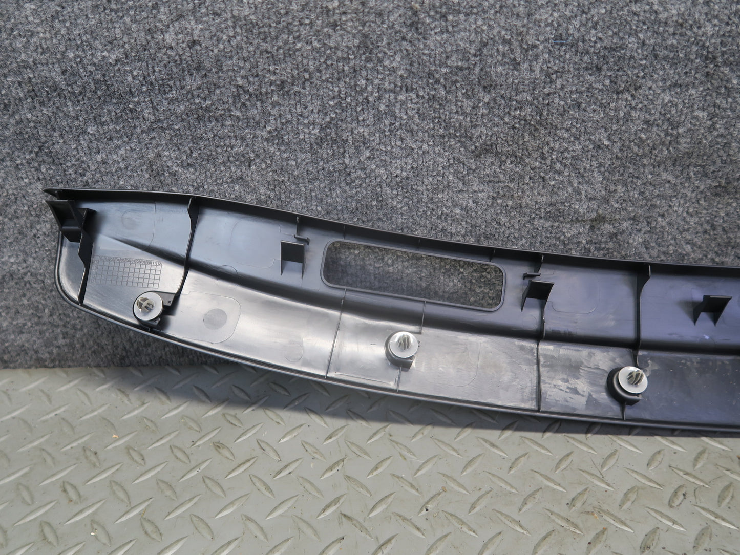 10-20 Nissan 370Z Z34 Convertible Upper Windshield Trim Cover 739E2-1ET0A OEM