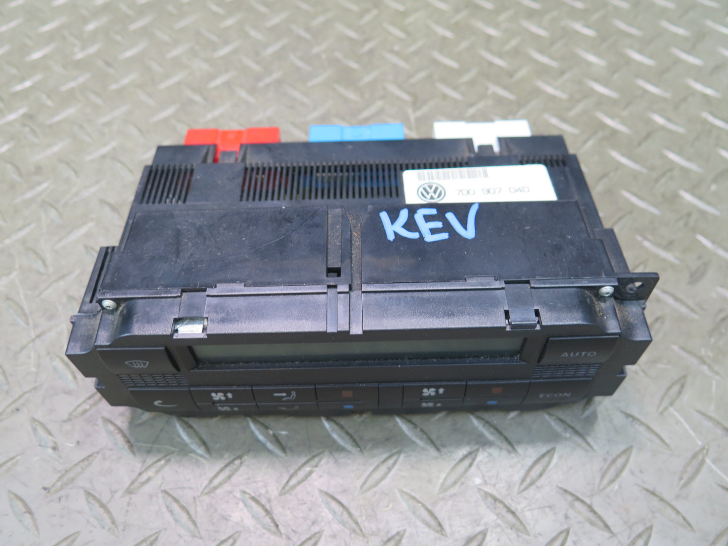 99-03 VW Eurovan MV T4 A/C Heater Climate Control Switch Panel 7D0907040 OEM